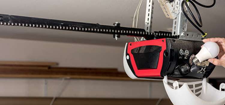 automatic garage door opener repair in Lauderdale Lakes